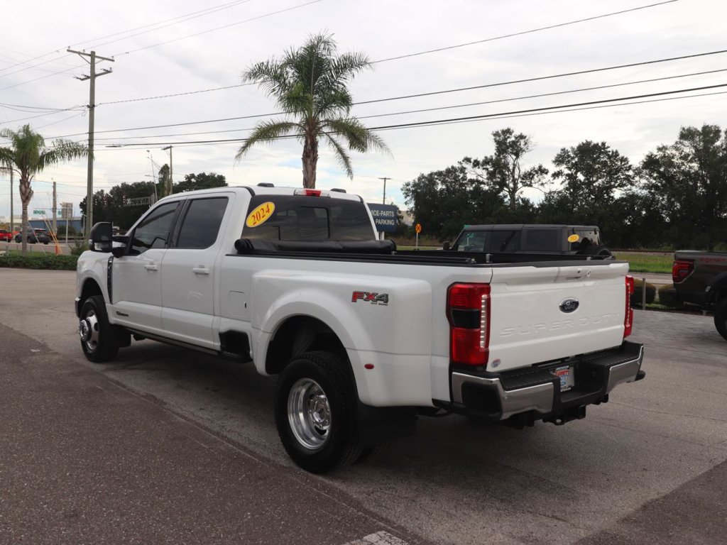 Used 2024 Ford F350 Lariat w/ Lariat Ultimate Package AWD/4WD image 10