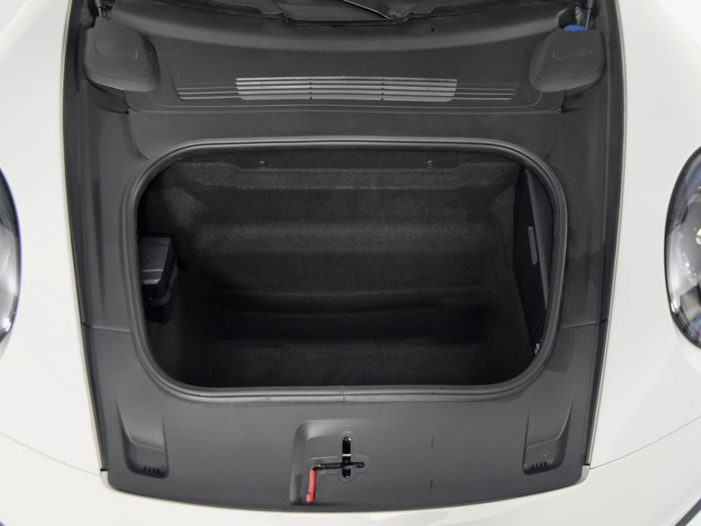 Certified 2025 Porsche 911 Carrera RWD image 50