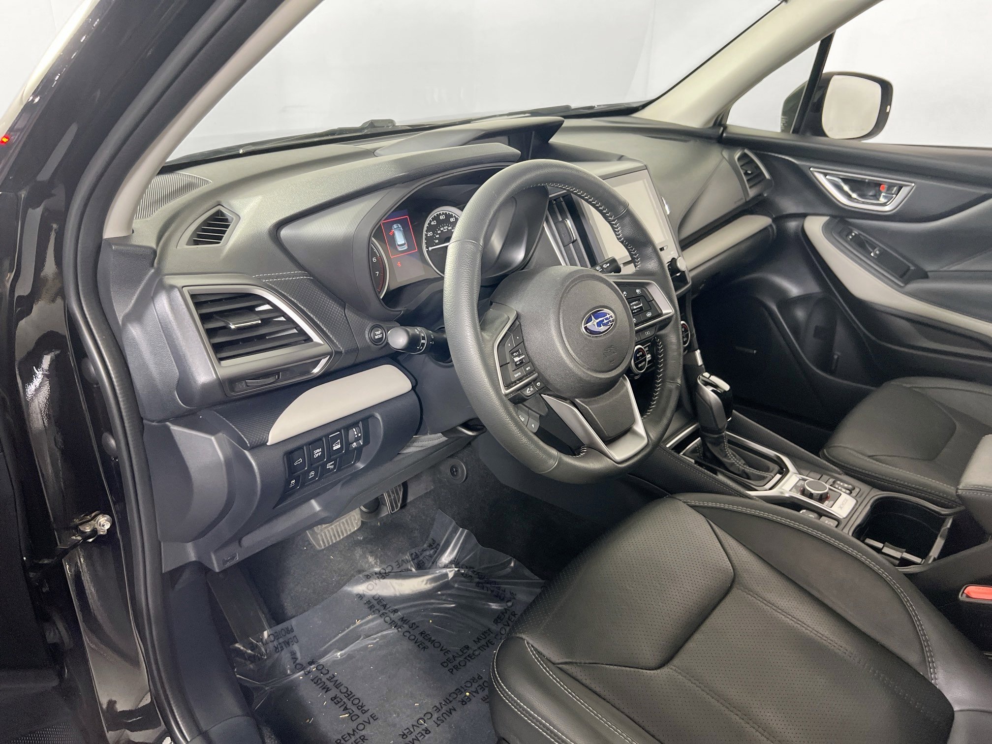 Used 2022 Subaru Forester Limited AWD/4WD image 9