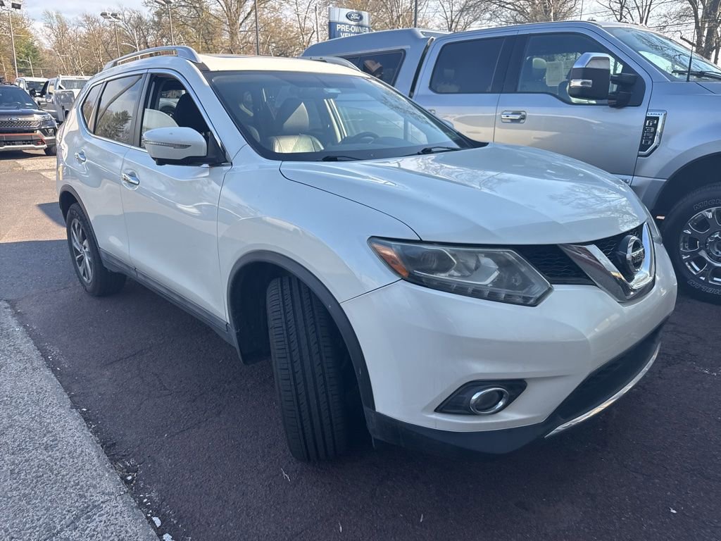 Used 2015 Nissan Rogue SL w/ SL Premium Package image 3