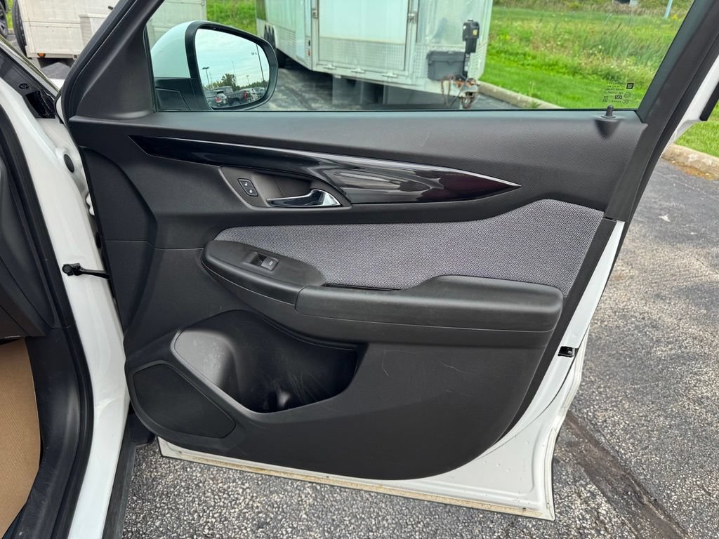 Certified 2024 Chevrolet TrailBlazer LT w/ LT Cold Weather Package FWD image 18