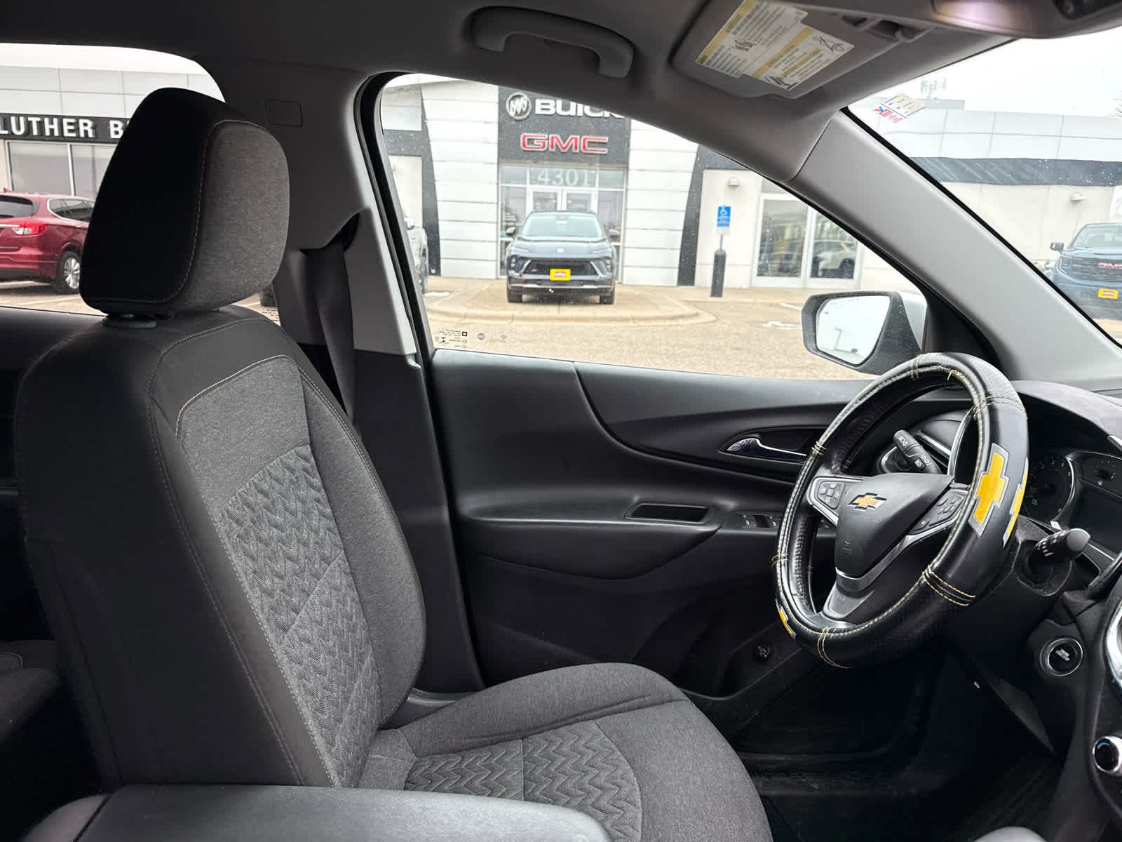 Used 2022 Chevrolet Equinox LT image 7