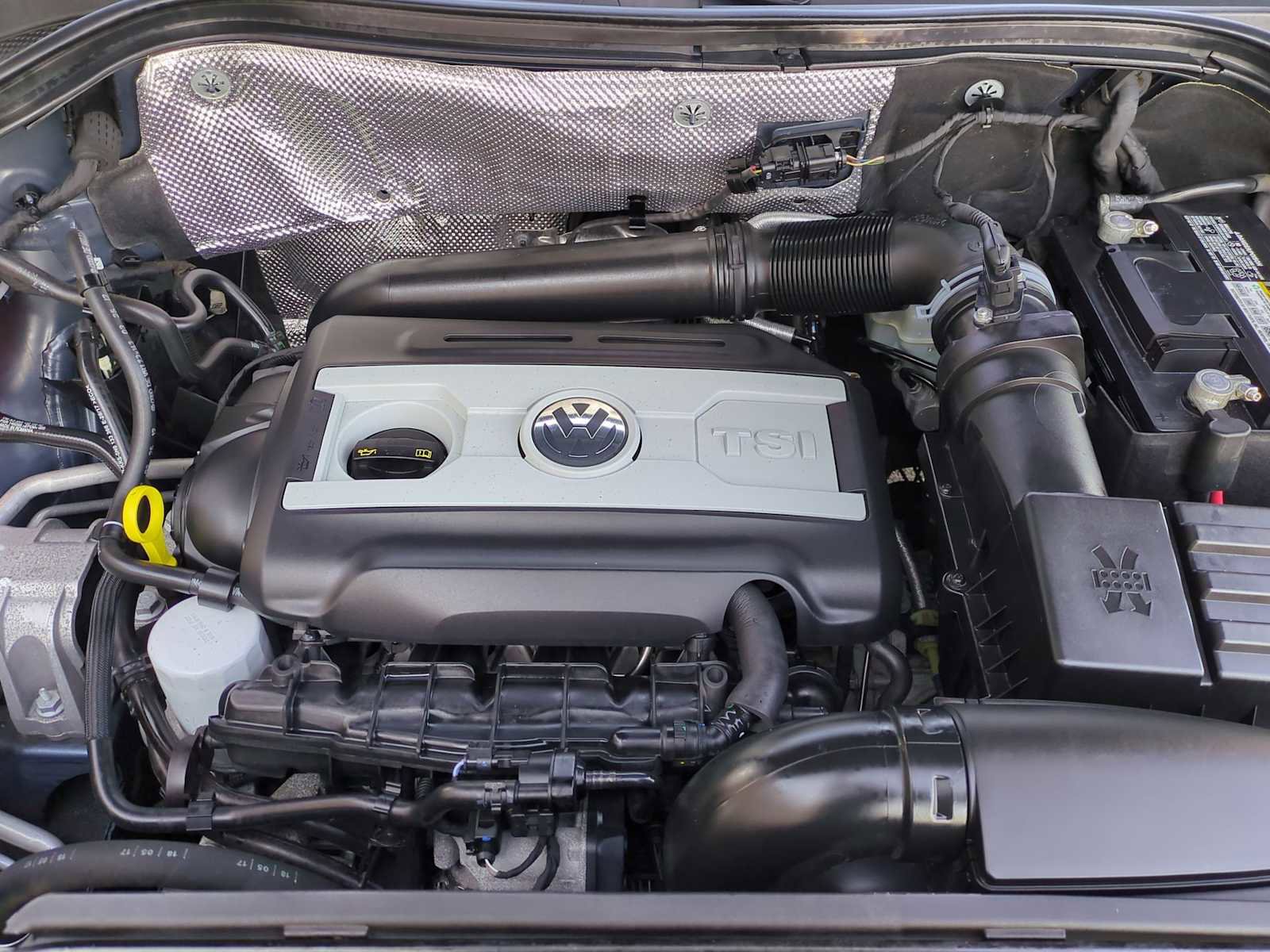 Used 2017 Volkswagen Tiguan Limited image 14