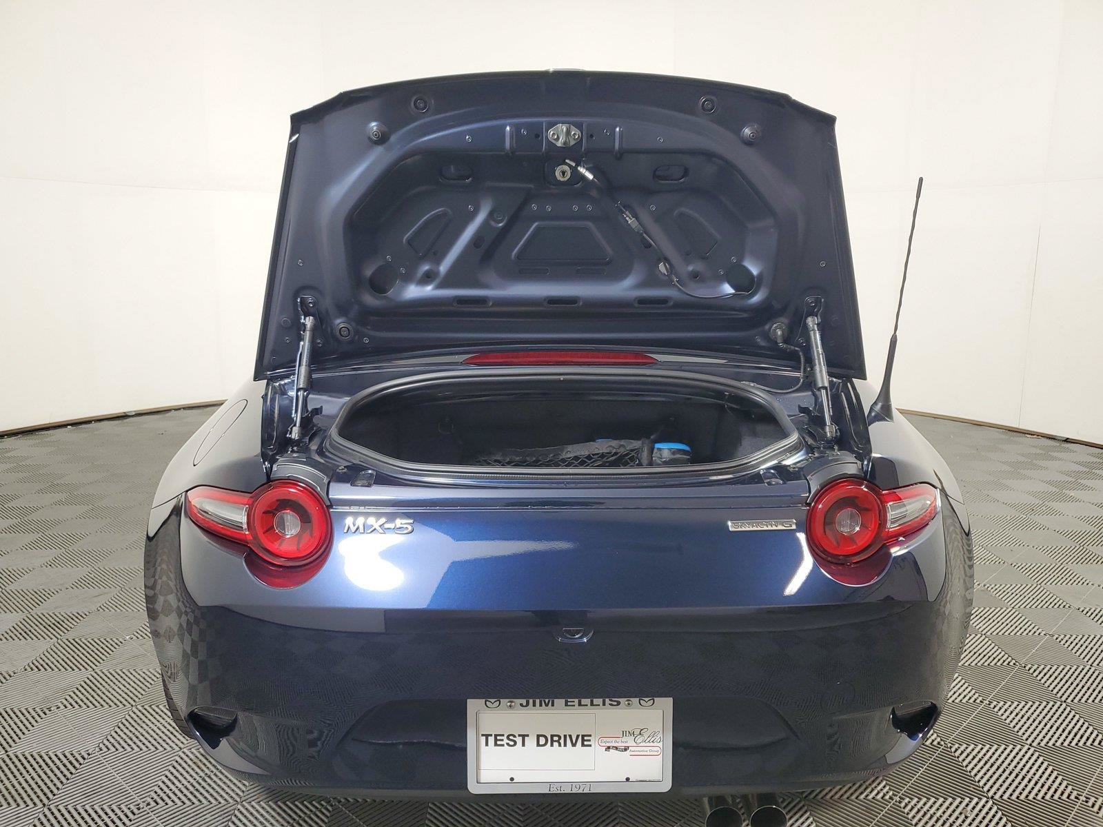 New 2026 MAZDA MX-5 Miata Grand Touring RWD image 9