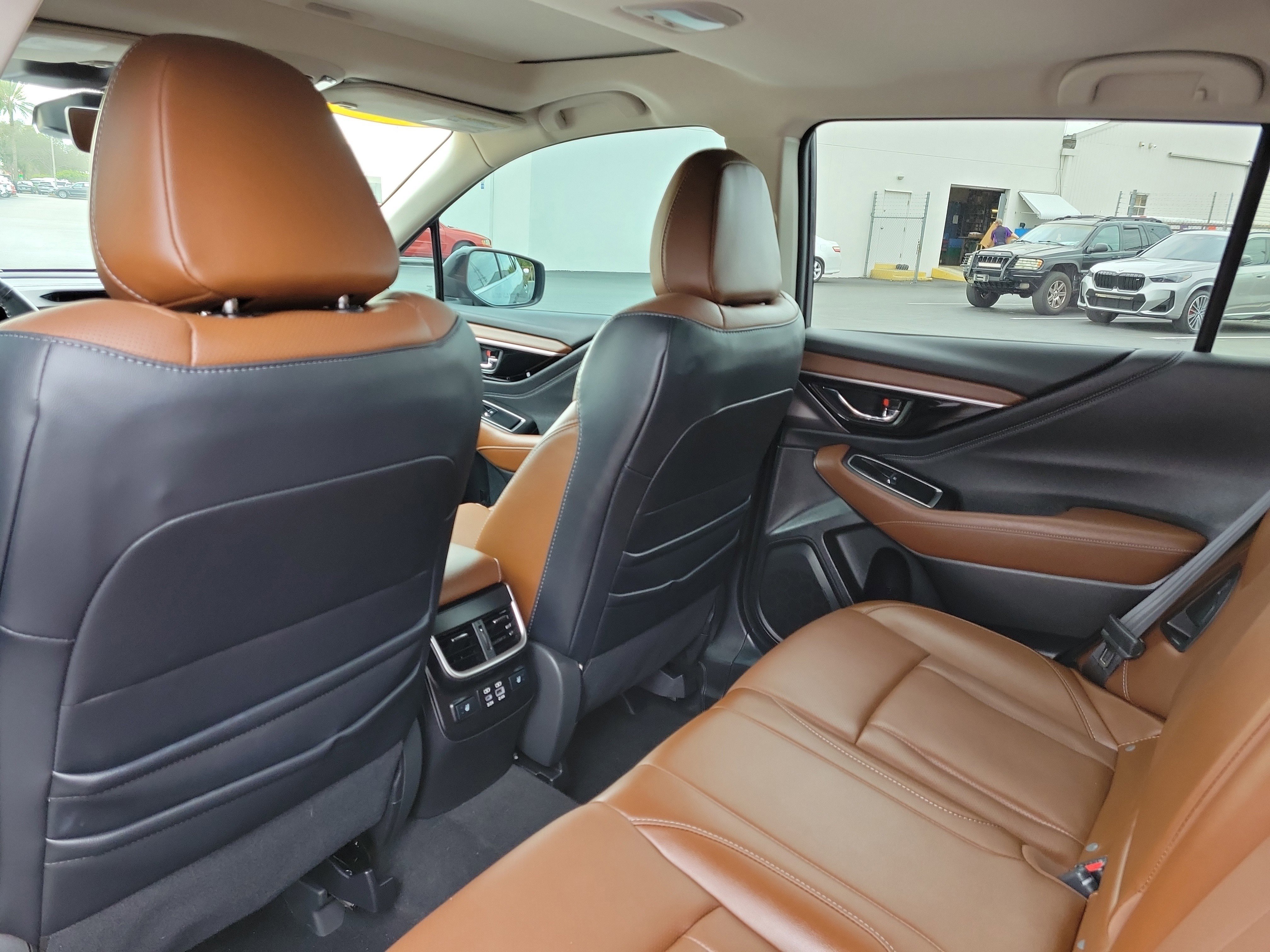 Used 2025 Subaru Outback Touring XT w/ Popular Package #2 image 12