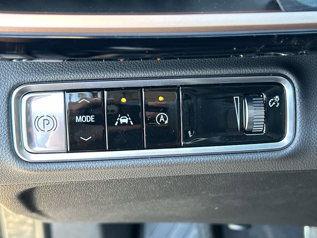 New 2026 Buick Envision Sport Touring image 18