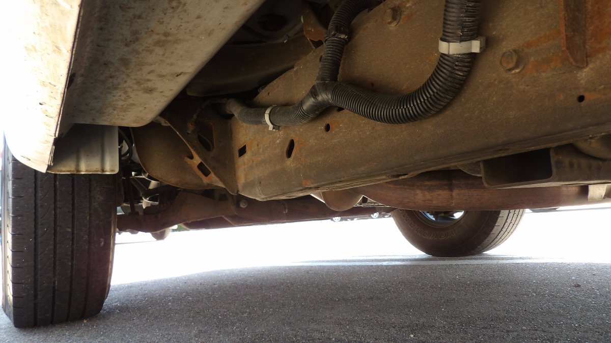 Used 2015 Chevrolet Express 2500 RWD image 14