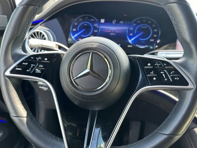 Used 2023 Mercedes-Benz EQS 580 4MATIC SUV image 18