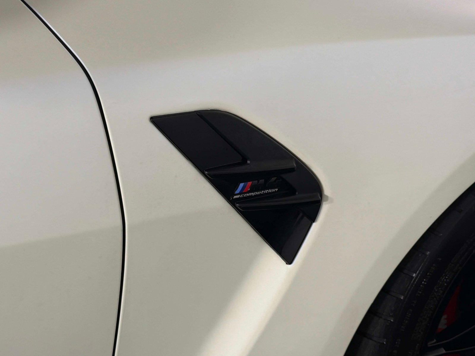 Used 2024 BMW M4 xDrive Competition w/ Executive Package image 21