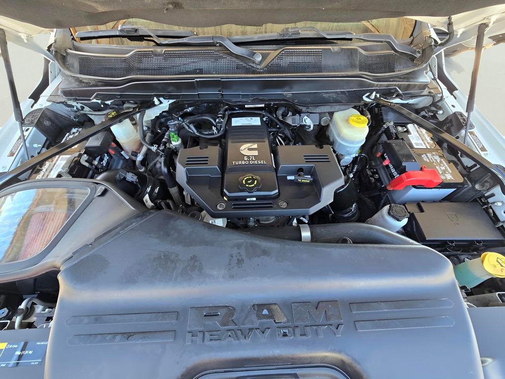 Used 2020 RAM 2500 Laramie w/ Chrome Appearance Group image 46