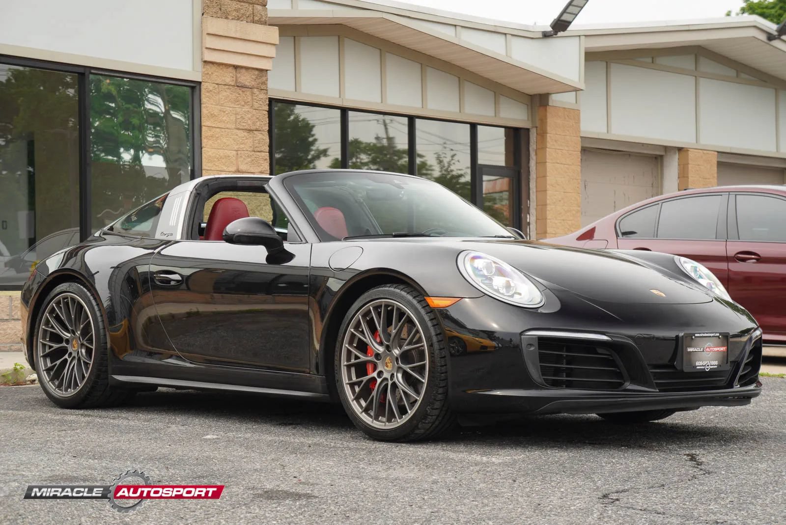 Used 2018 Porsche 911 Targa 4S AWD/4WD image 9