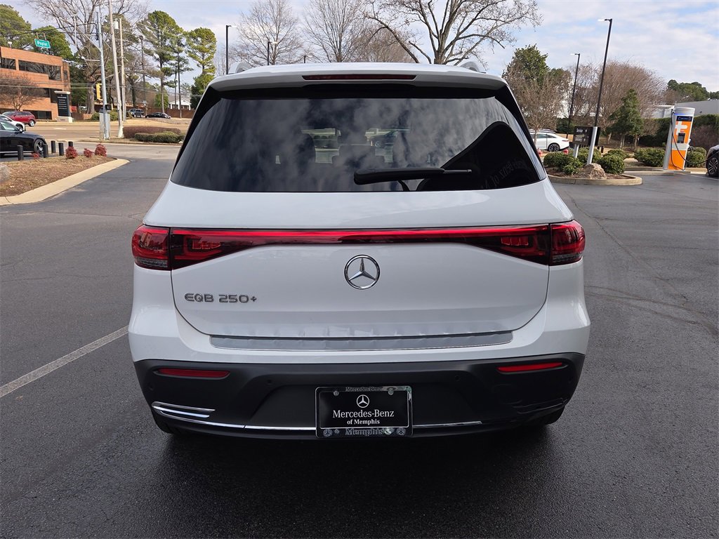 Certified 2023 Mercedes-Benz EQB 250+ image 4