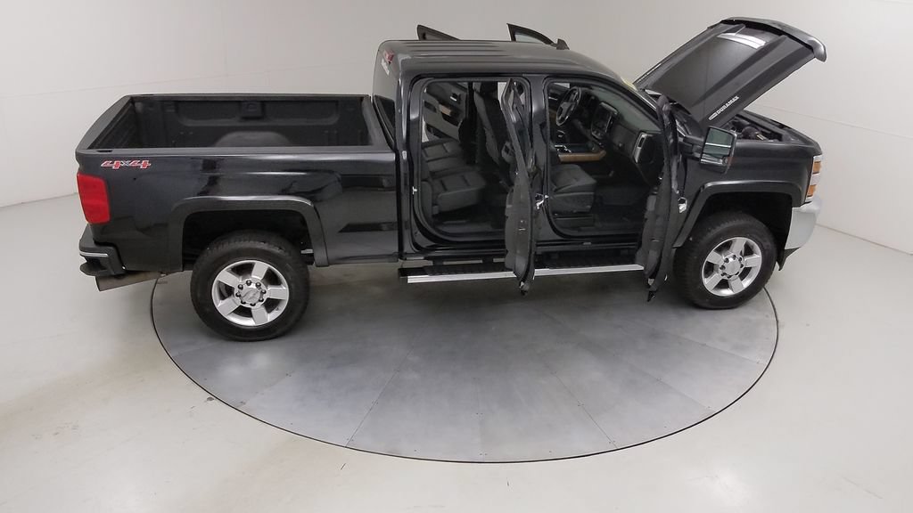 Used 2018 Chevrolet Silverado 2500 LTZ w/ Duramax Plus Package AWD/4WD image 49