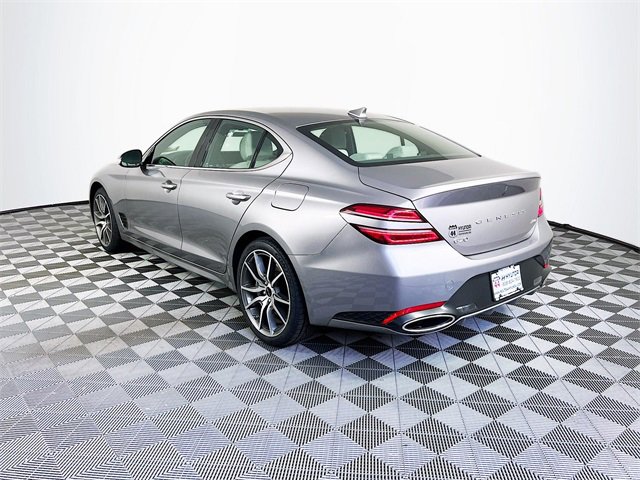 Used 2024 Genesis G70 2.5T image 3