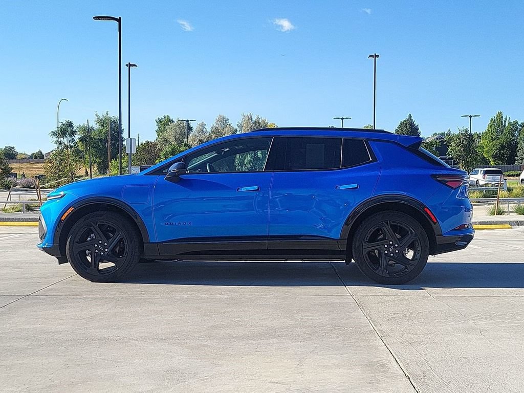 Used 2025 Chevrolet Equinox EV RS AWD/4WD image 5