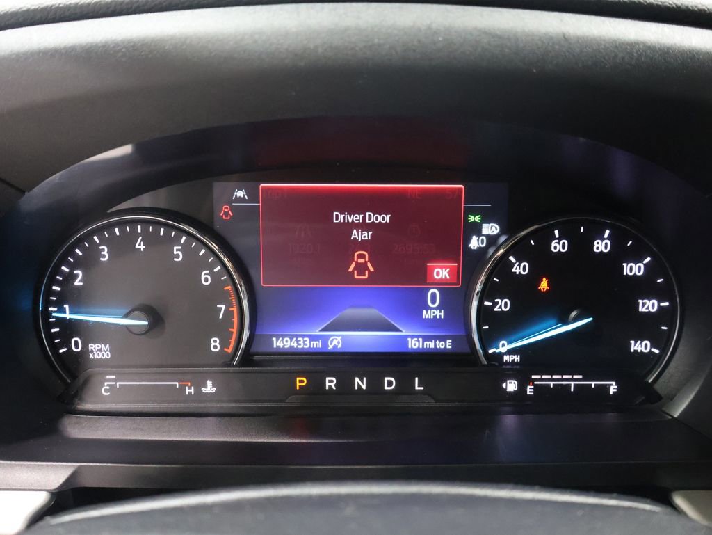 Used 2022 Ford Explorer XLT image 39