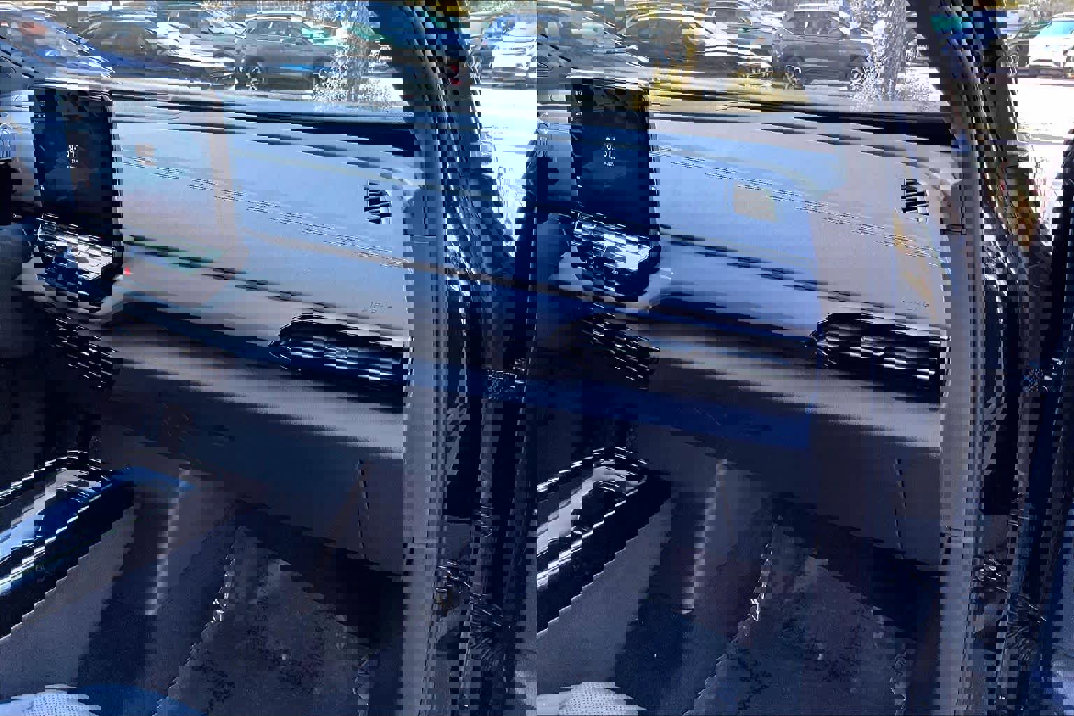 Used 2023 Volkswagen ID.4 S image 19