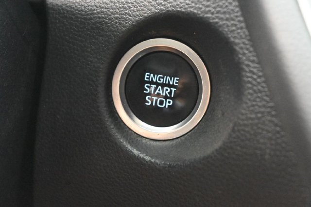 Used 2023 Toyota Corolla Cross LE FWD image 21