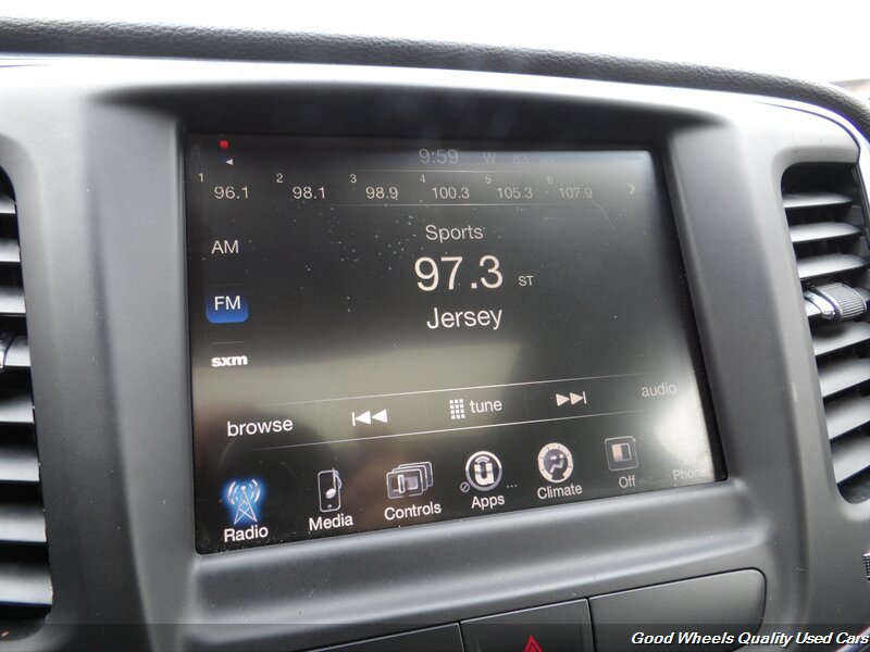 Used 2016 Chrysler 200 Limited w/ Anniversary Edition FWD image 18