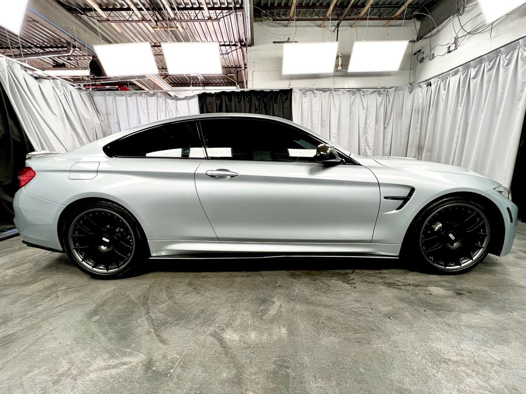 Used 2017 BMW M4 Coupe w/ Executive Package image 5