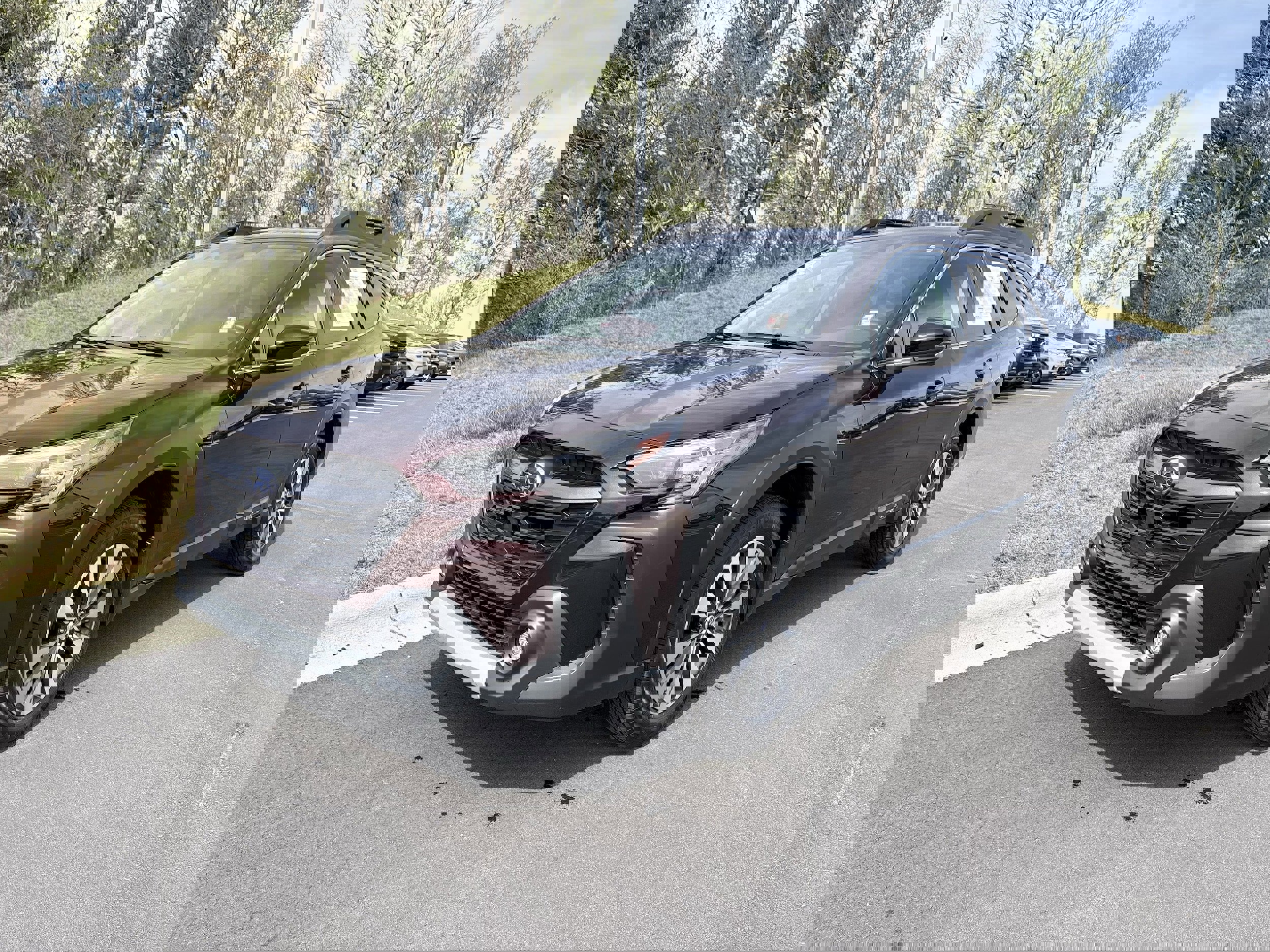 Certified 2025 Subaru Outback Limited image 3