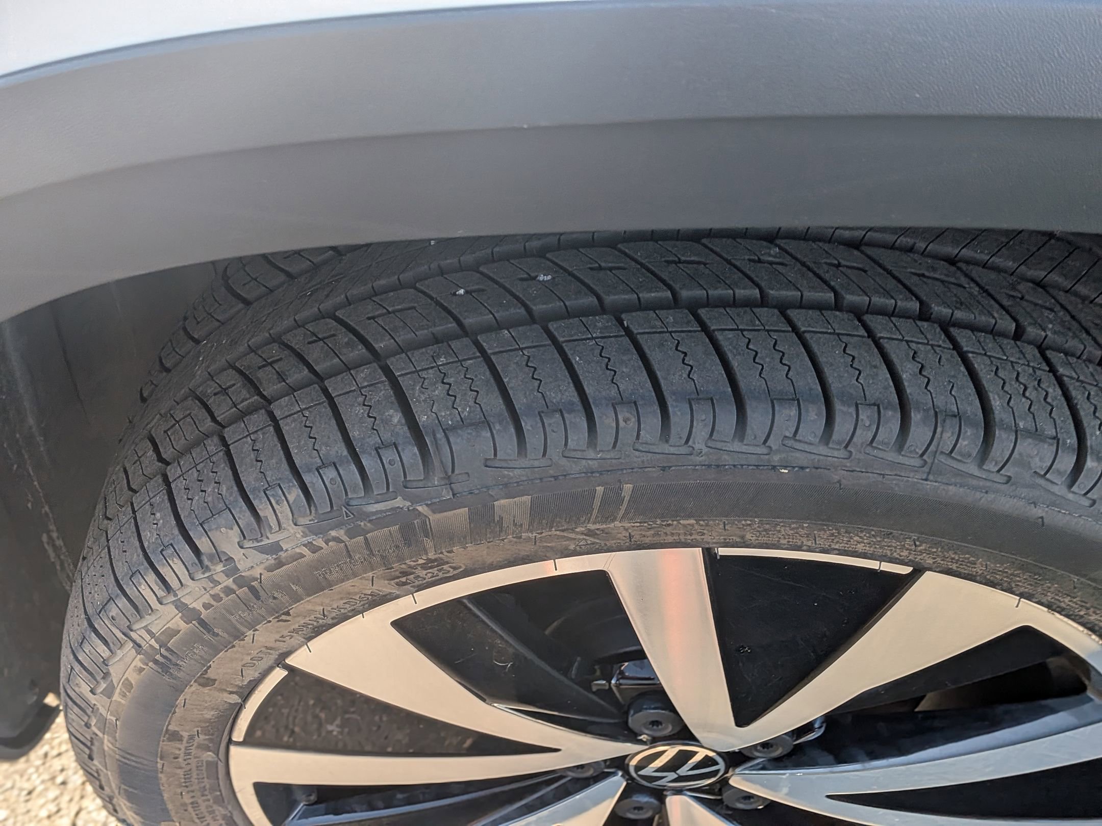 Used 2022 Volkswagen Taos SE AWD/4WD image 13