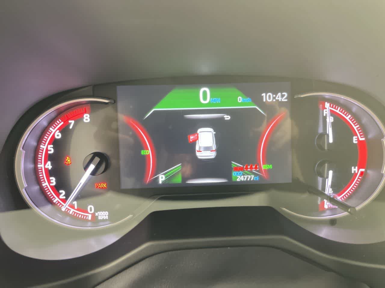 Used 2025 Toyota RAV4 XLE FWD image 17