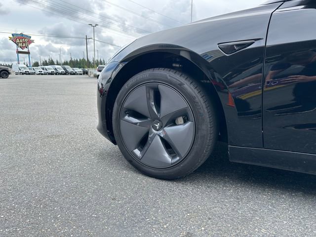 Used 2020 Tesla Model 3 Standard Range Plus RWD image 25