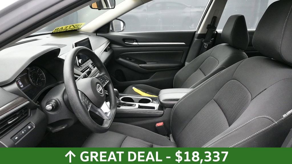 Used 2023 Nissan Altima 2.5 SV FWD image 21