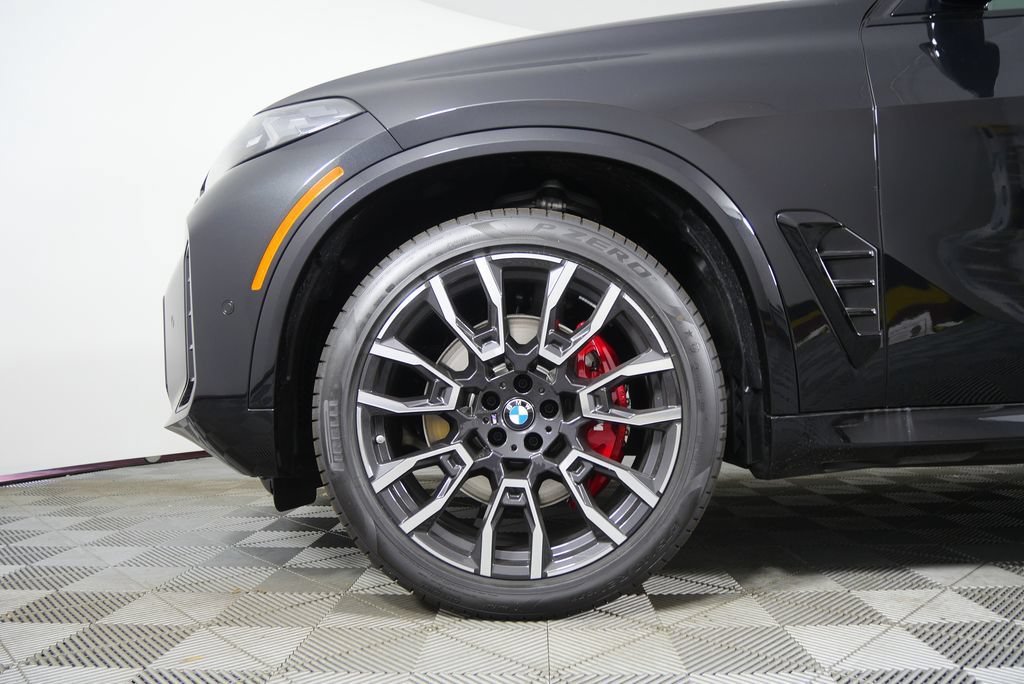 Used 2026 BMW X5 sDrive40i w/ M Sport Package RWD image 2