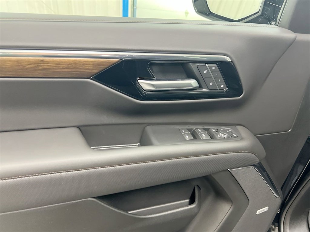 New 2025 Chevrolet Tahoe High Country image 22