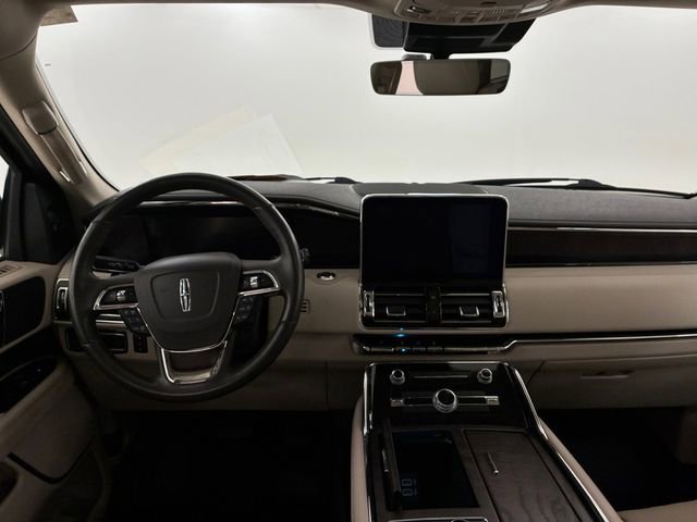 Used 2019 Lincoln Navigator Select w/ Technology Package image 20