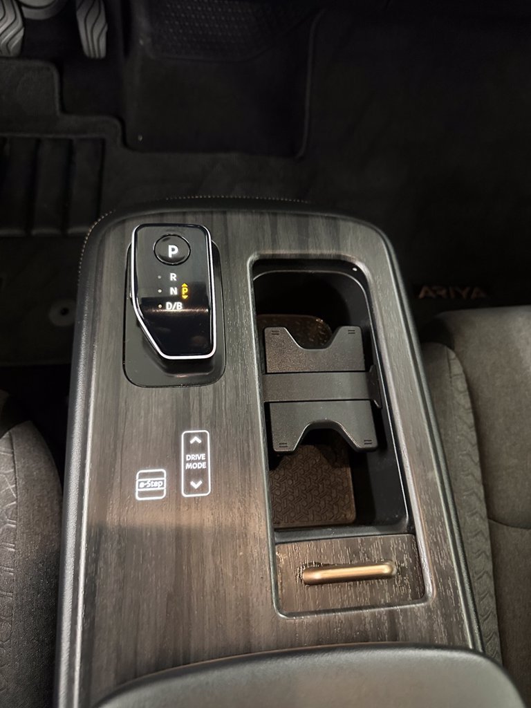 Used 2023 Nissan Ariya FWD image 19