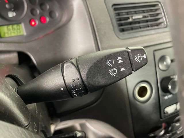 Used 2006 Ford Focus ZX4 Sedan image 8