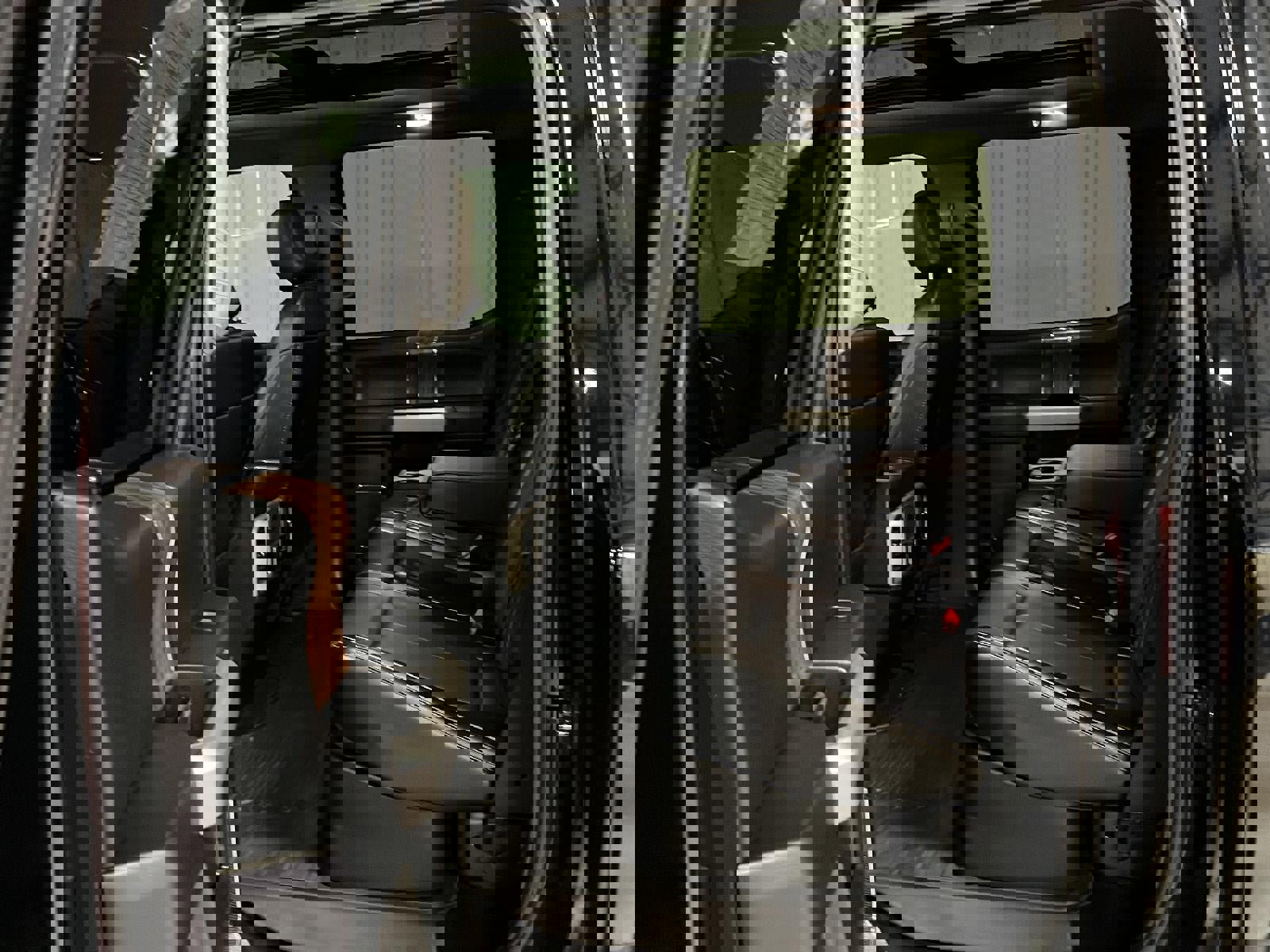 Used 2018 Ford F150 Lariat w/ Equipment Group 502A Luxury image 11