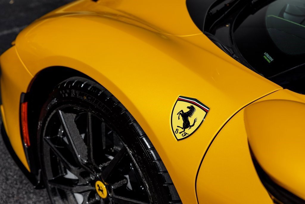 Used 2023 Ferrari SF90 Stradale image 16