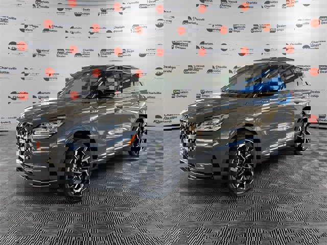 New 2025 Lincoln Corsair Reserve w/ Equipment Group 202A