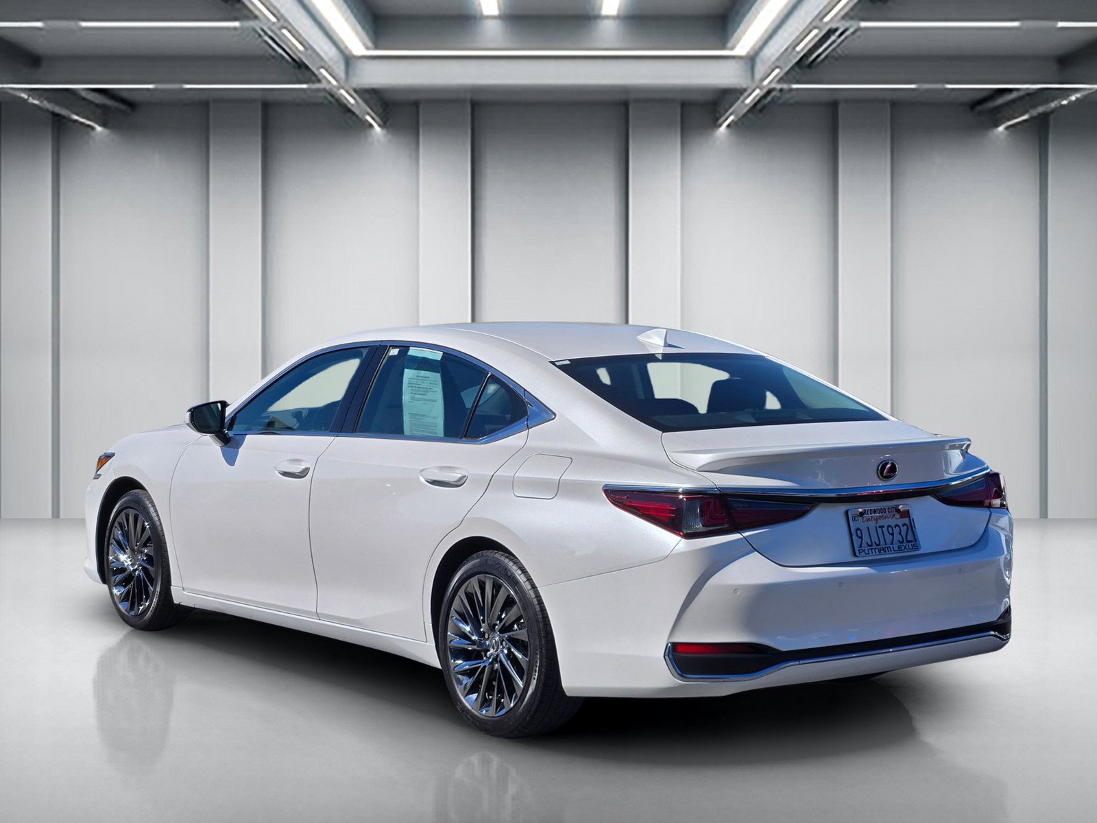 Certified 2024 Lexus ES 300h w/ Accessory Package (Z2) FWD image 7