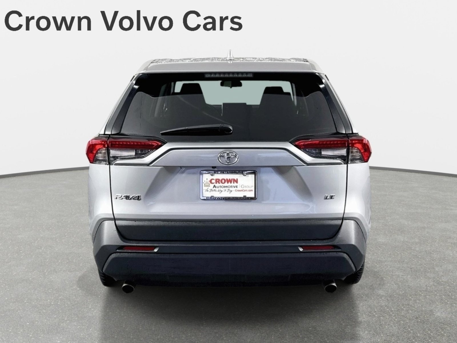 Used 2024 Toyota RAV4 LE FWD image 6