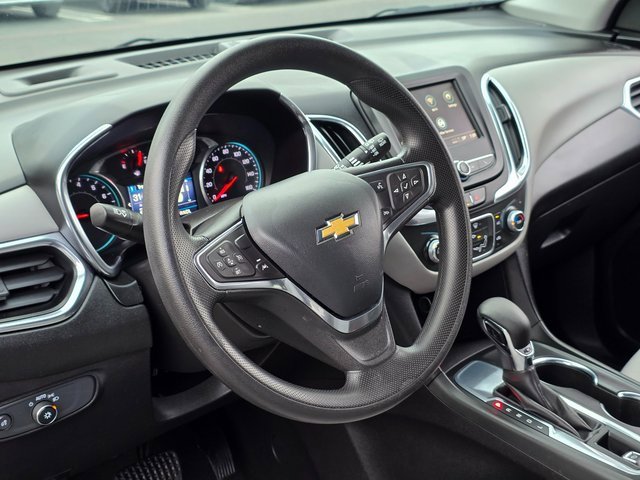 Used 2022 Chevrolet Equinox LS w/ LS Convenience Package image 13