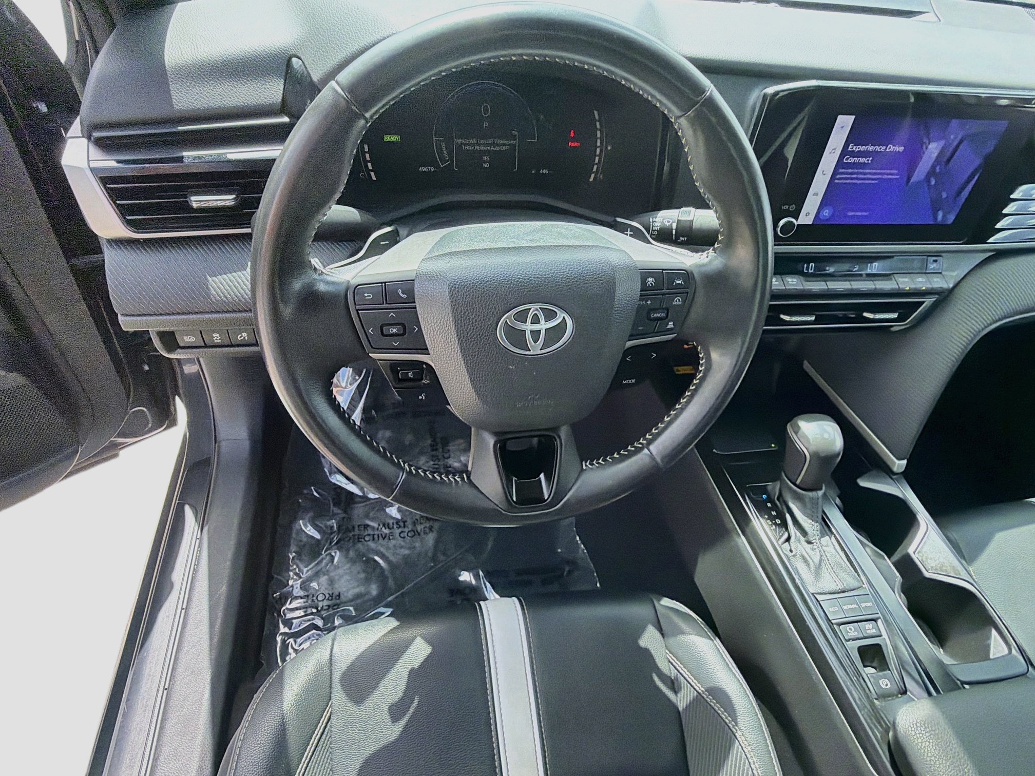 Used 2025 Toyota Camry SE FWD image 37