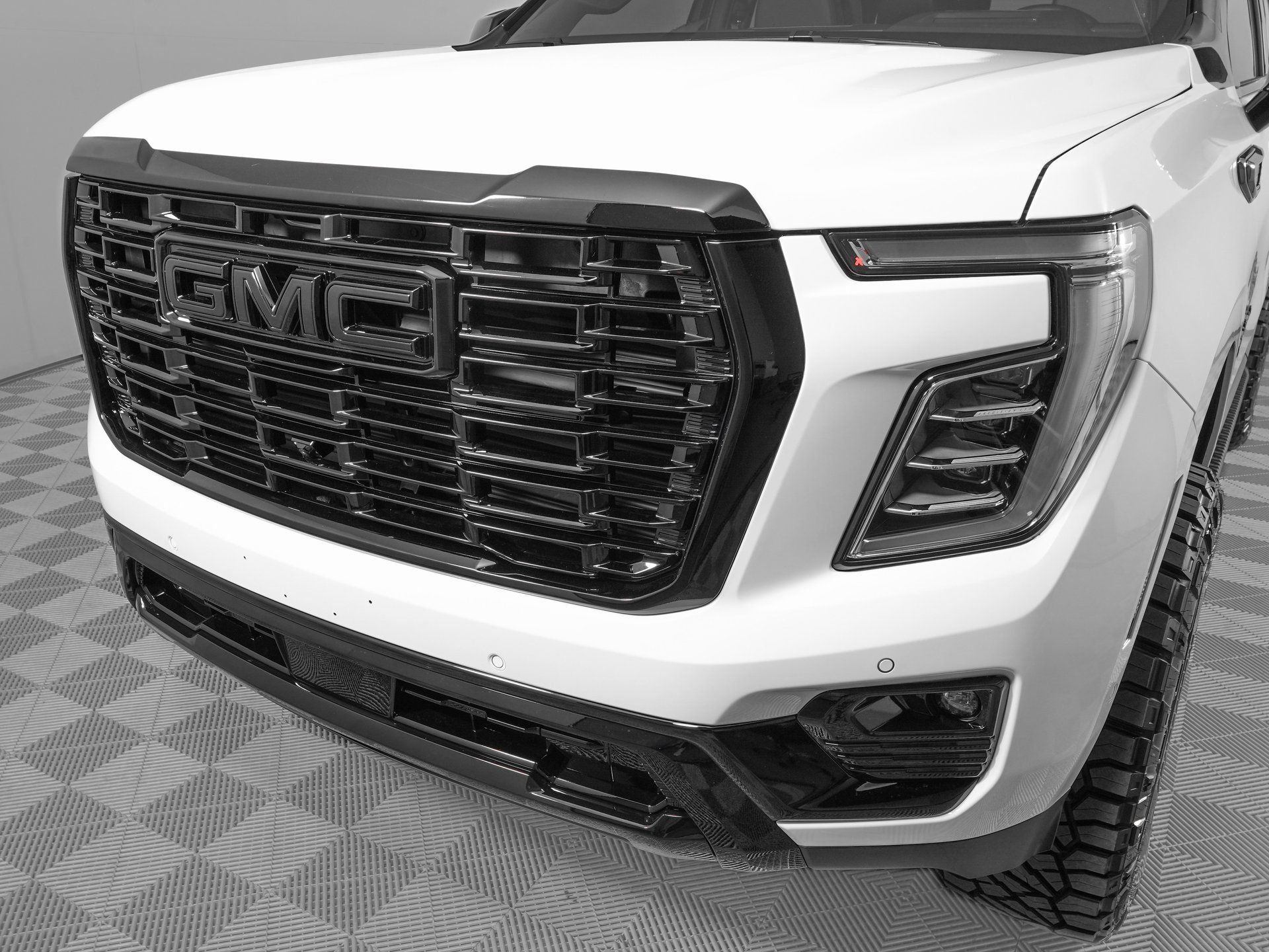 Used 2026 GMC Yukon Denali w/ Advanced Technology Package image 33