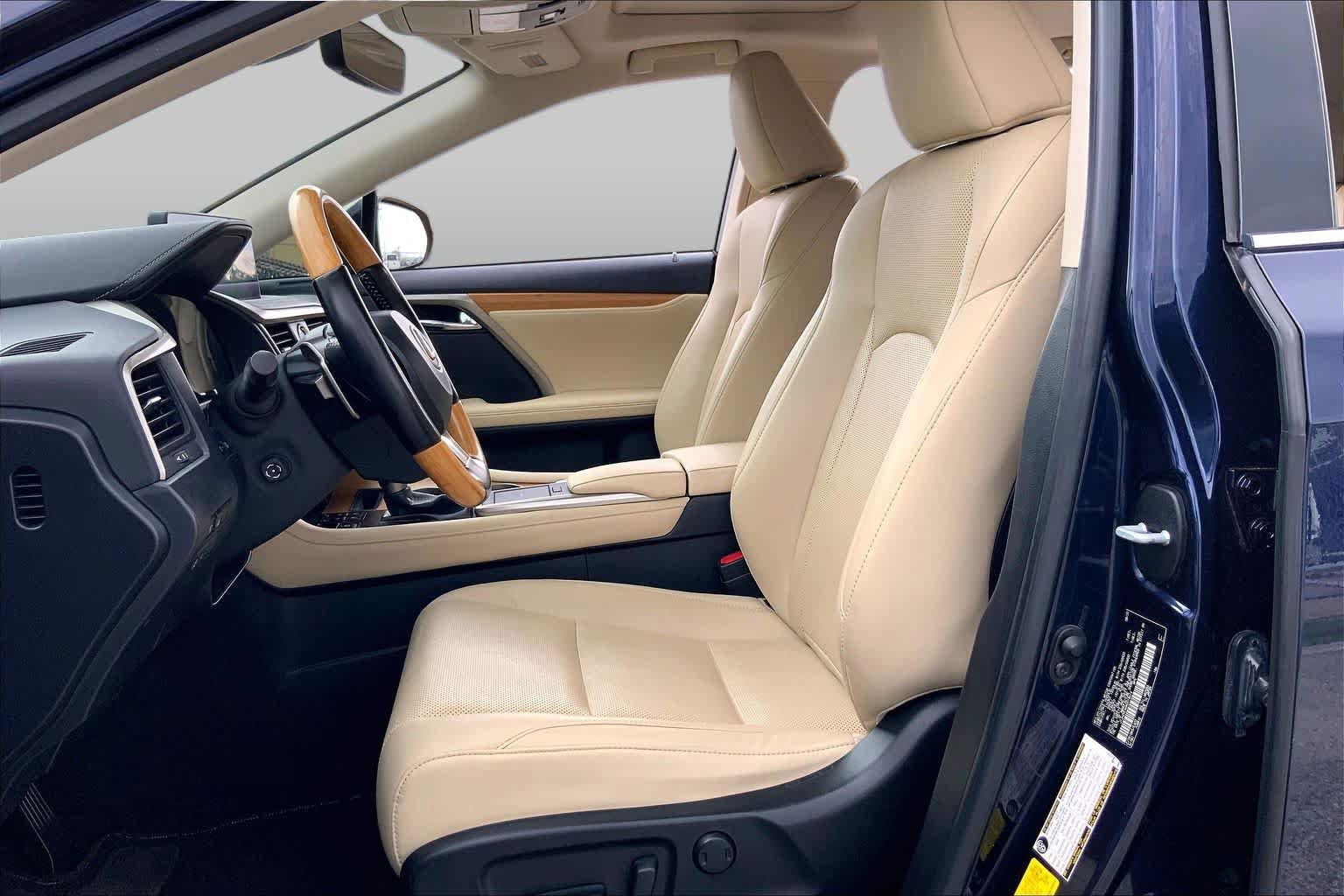 Used 2021 Lexus RX 350L FWD w/ Premium Package image 8