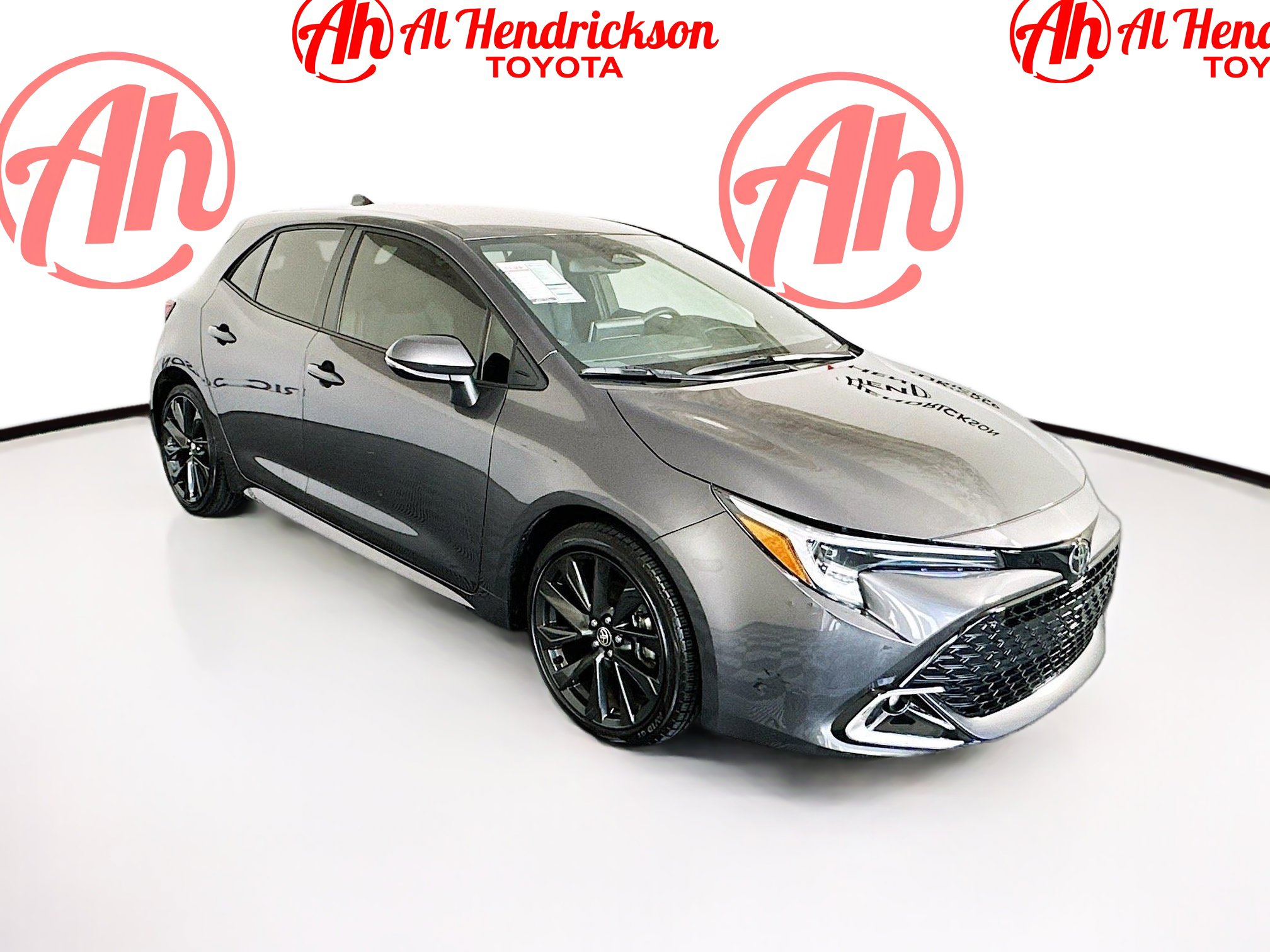 Used 2025 Toyota Corolla XSE image 1
