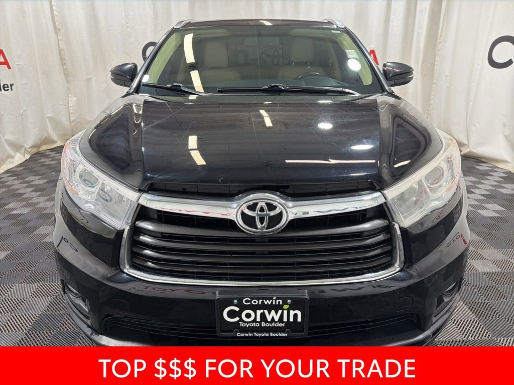 Used 2016 Toyota Highlander XLE AWD/4WD image 2