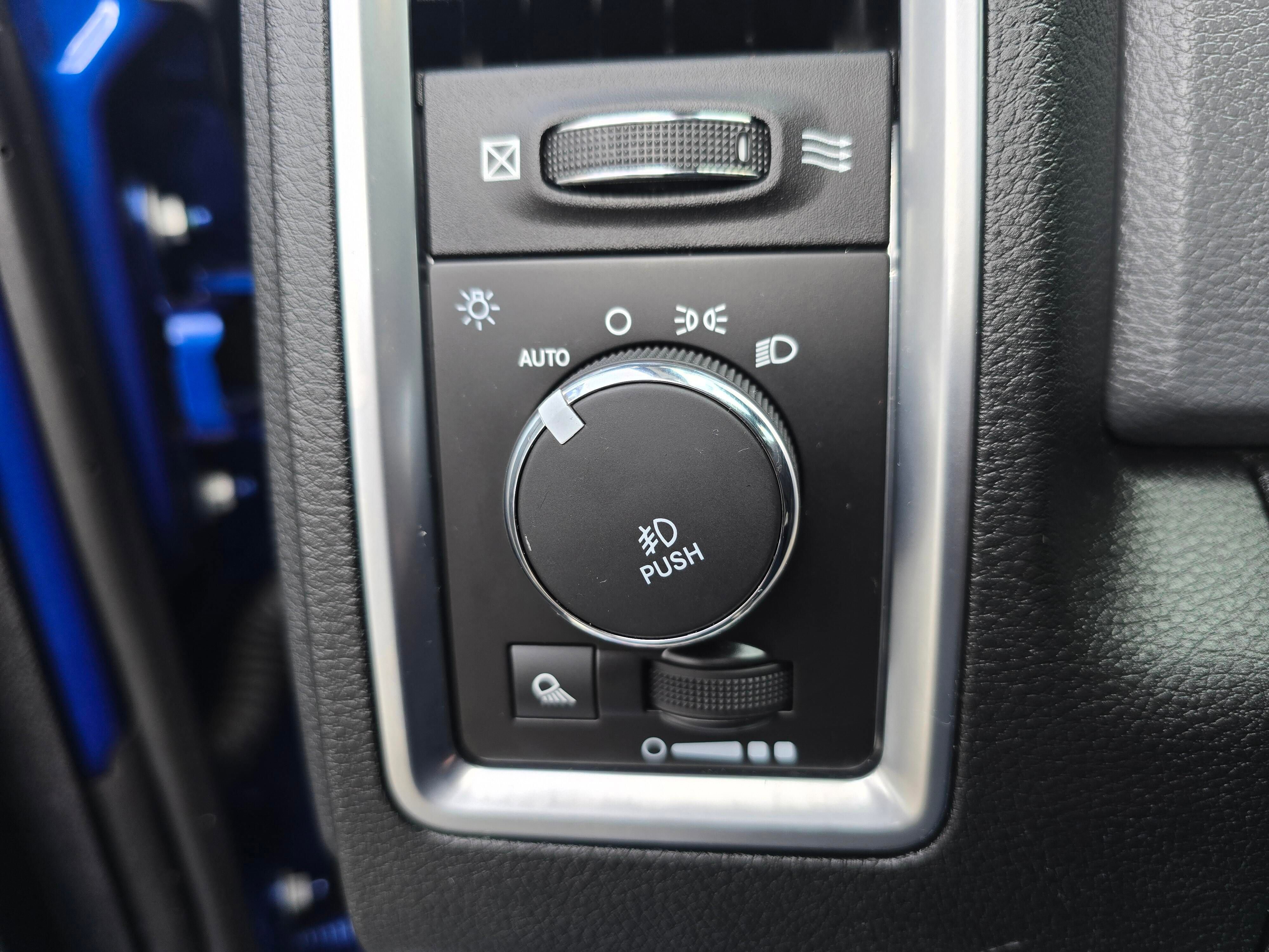 Used 2016 RAM 2500 Big Horn image 26