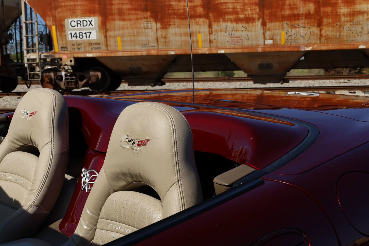 Used 2003 Chevrolet Corvette Convertible w/ Preferred Equipment Group1 RWD image 39
