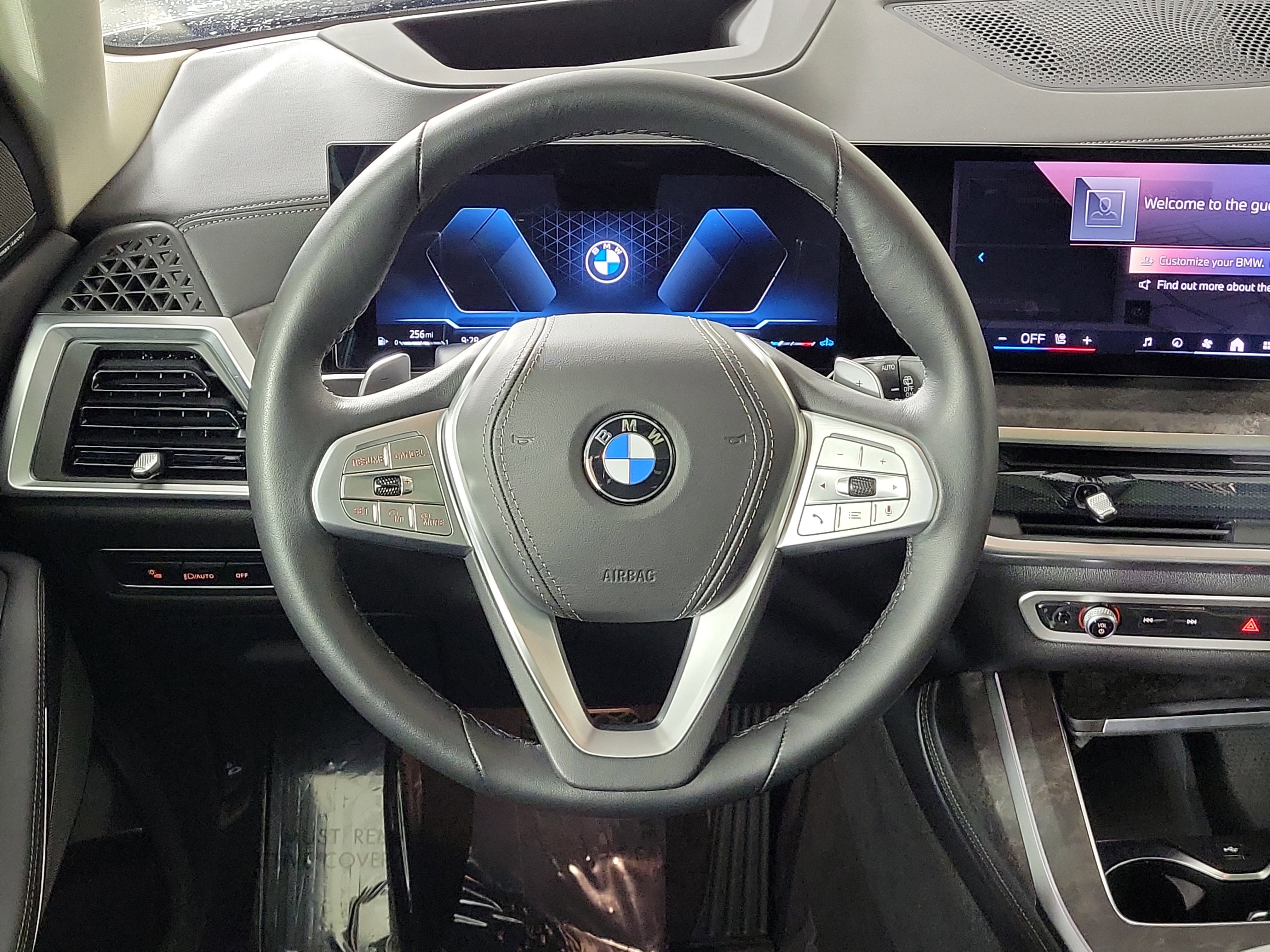 Certified 2026 BMW X7 xDrive40i image 12