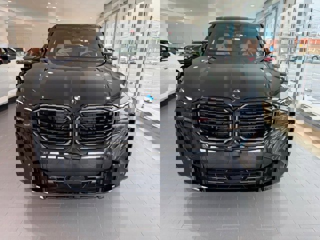 New 2026 BMW XM Label Red image 2
