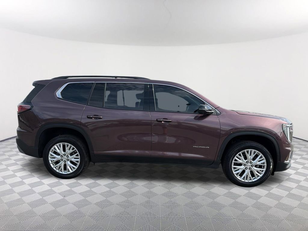 Used 2024 GMC Acadia Elevation w/ Luxury Package image 4